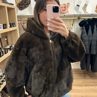 Fourrure à capuche Marron