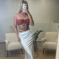 Jupe longue blanche à lacets