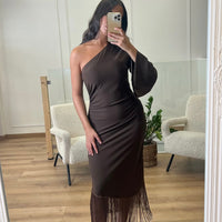 Robe asymétrique à franges marron