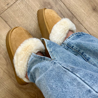 Chaussons à plateforme beige