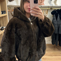 Fourrure à capuche Marron