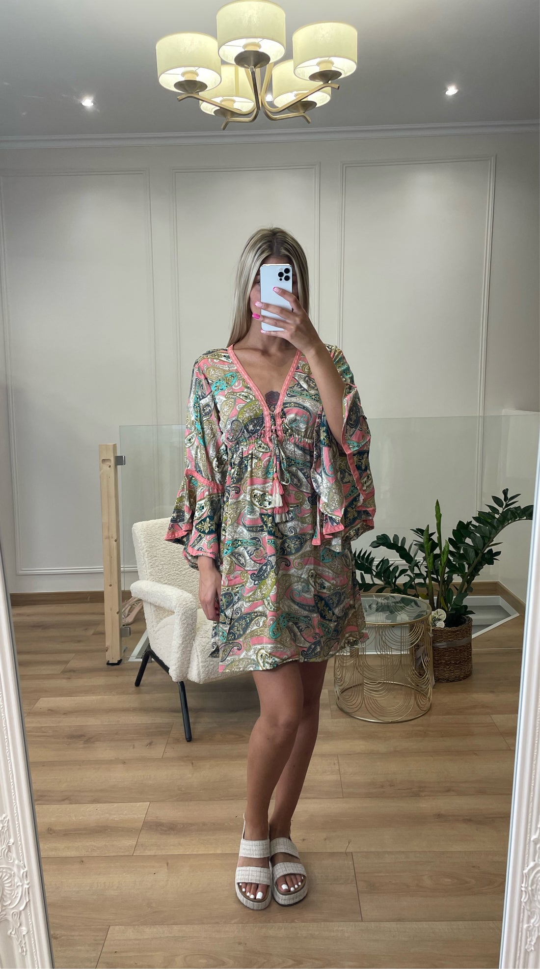 Robe bohème courte à manches longues