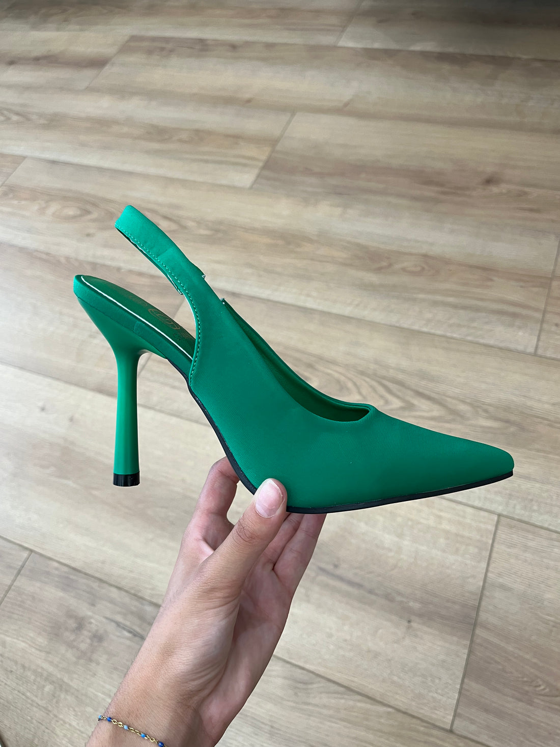 Escarpins à bout pointu