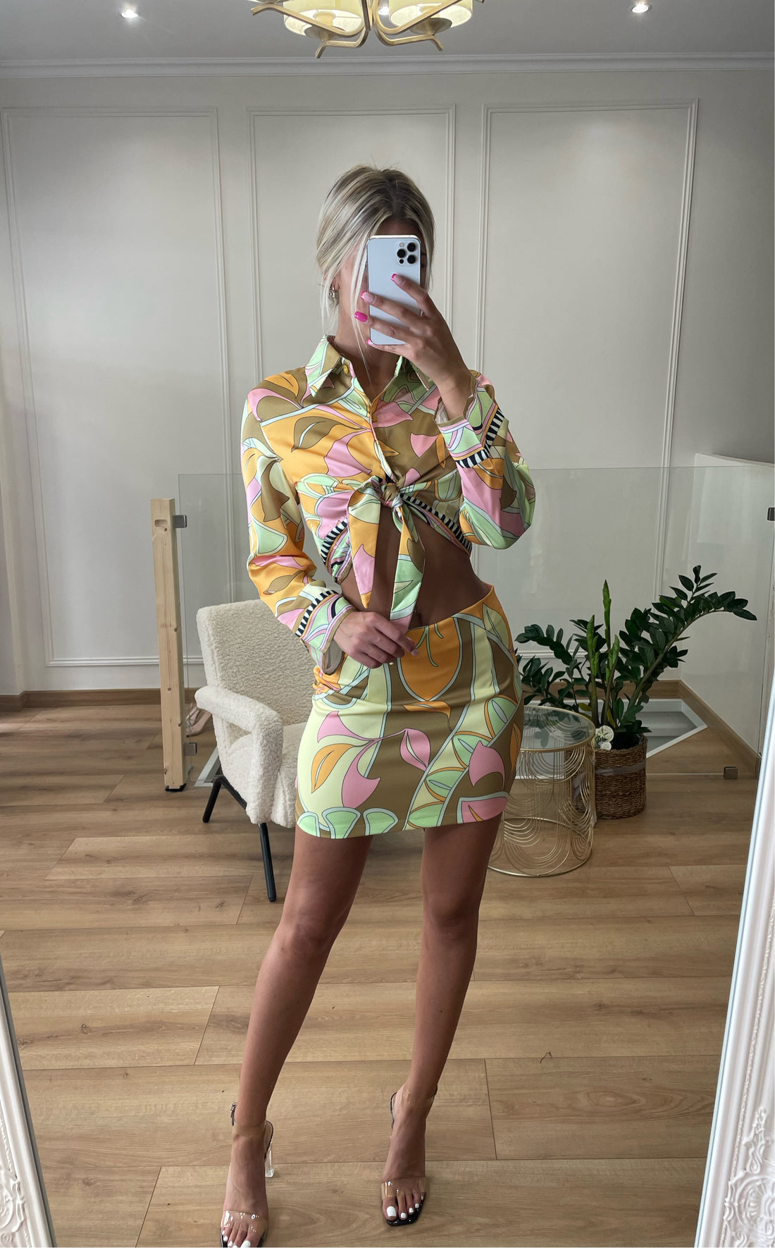 Ensemble chemisier et jupe imprimé