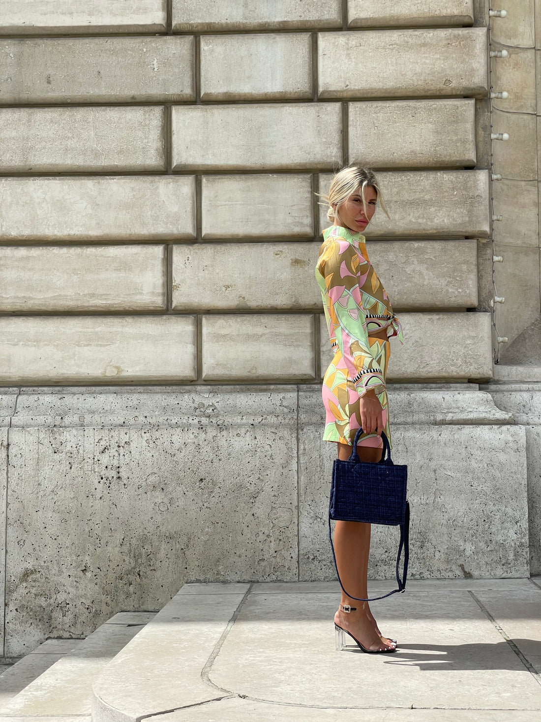 Ensemble chemisier et jupe imprimé