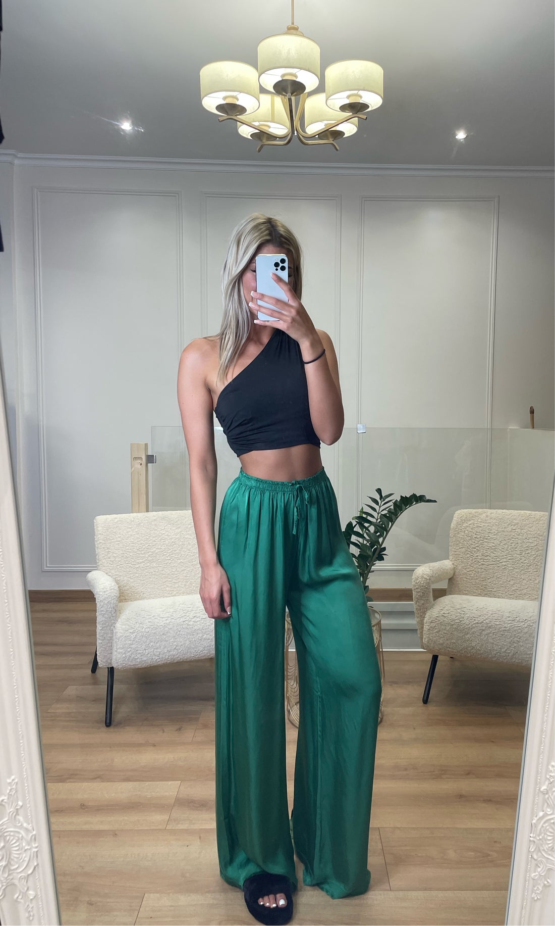 Pantalon fluide satiné vert