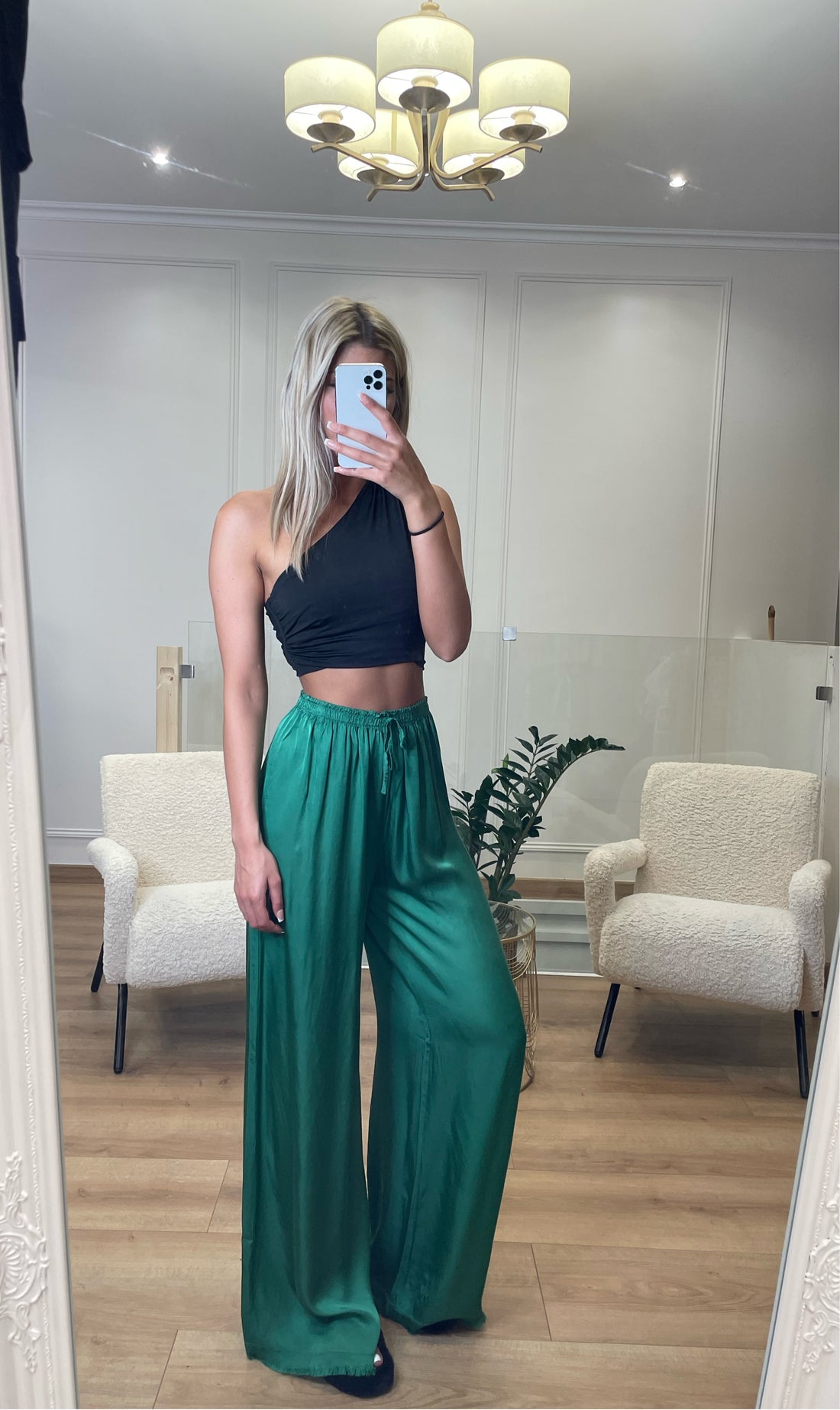 Pantalon fluide satiné vert